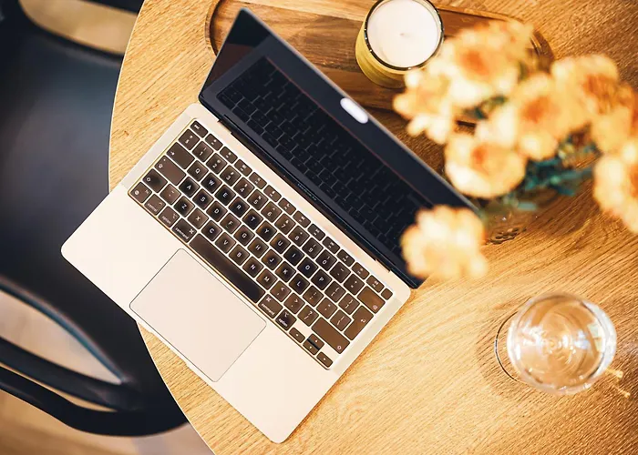 Willa Mazury Twin House *